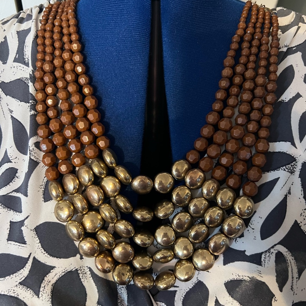Elegant Brown and Gold Beaded Necklace